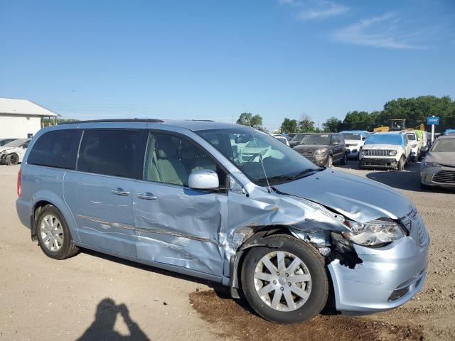 Photo 4 from auction – 2016 CHRYSLER TOWN & COU with VIN 2C4RC1BG2GR255389