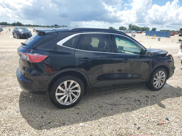 Photo 3 from auction – 2022 FORD ESCAPE TIT with VIN 1FMCU9J98NUB37833