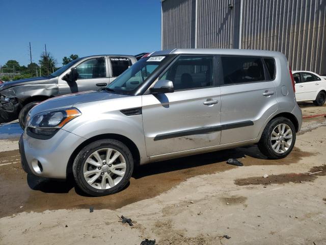 KIA SOUL + 2013 with VIN KNDJT2A63D7569318 - Photo from auction