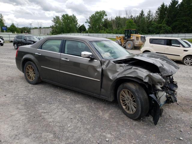Photo 4 from auction – 2010 CHRYSLER 300 TOURIN with VIN 2C3CA4CD3AH138987