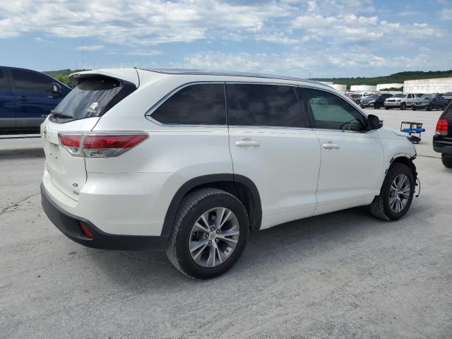 Photo 3 from auction – 2015 TOYOTA HIGHLANDER with VIN 5TDKKRFH1FS072447