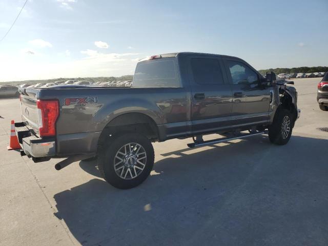 Photo 3 from auction – 2017 FORD F250 SUPER with VIN 1FT7W2B69HEE55857