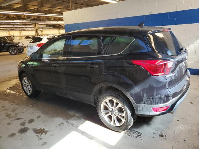 Photo 2 from auction – 2019 FORD ESCAPE SE with VIN 1FMCU9GD4KUA21665
