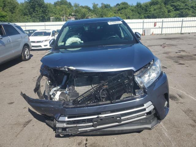 Foto 5 de la subasta – 2018 TOYOTA HIGHLANDER con VIN 5TDJZRFH3JS832491