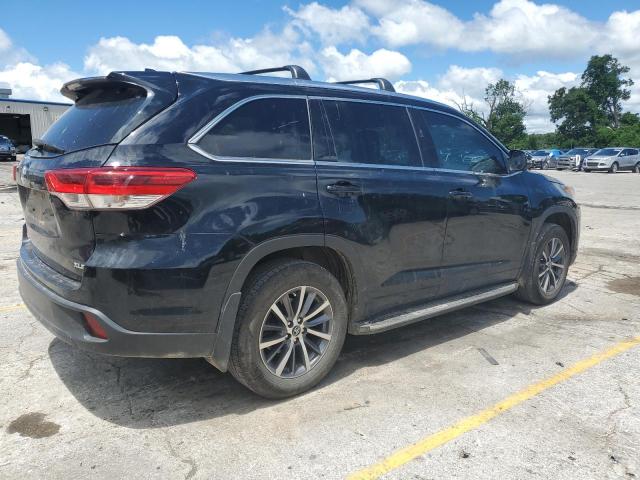 Photo 3 from auction – 2018 TOYOTA HIGHLANDER with VIN 5TDKZRFH7JS548530