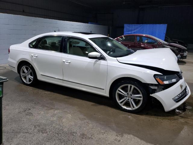 Photo 4 from auction – 2015 VOLKSWAGEN PASSAT SE with VIN 1VWBT7A39FC004537