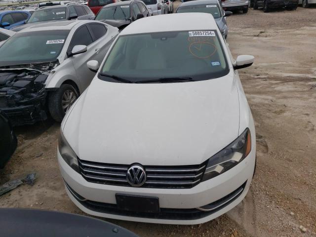 Photo 5 from auction – 2015 VOLKSWAGEN PASSAT SE with VIN 1VWBS7A35FC014324