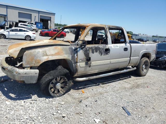 CHEVROLET SILVERADO 2004 with VIN 1GCHK23124F155987 - Photo from auction