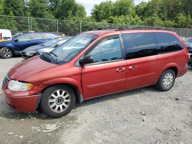 CHRYSLER TOWN & COU 2005 with VIN 2C4GP44RX5R110819 - Photo from auction