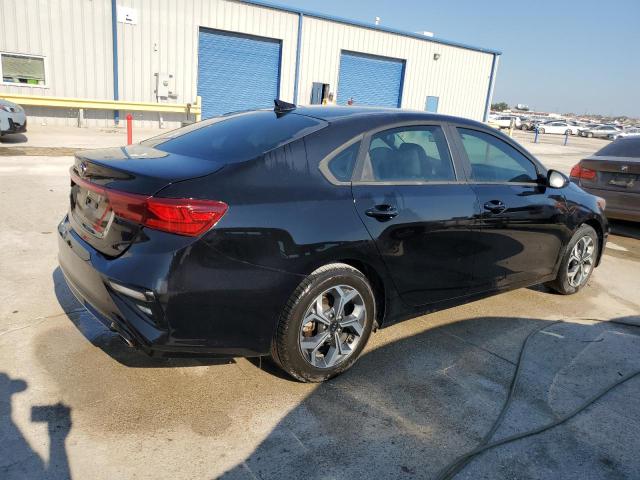 Photo 3 from auction – 2021 KIA FORTE FE with VIN 3KPF24AD2ME404038