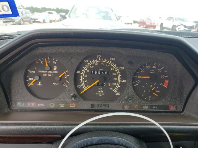 Photo 9 from auction – 1995 MERCEDES-BENZ E 320 BASE with VIN WDBEA32E1SC268181