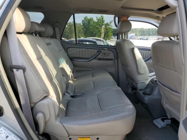 Photo 11 from auction – 2004 TOYOTA SEQUOIA LI with VIN 5TDZT38A84S226898