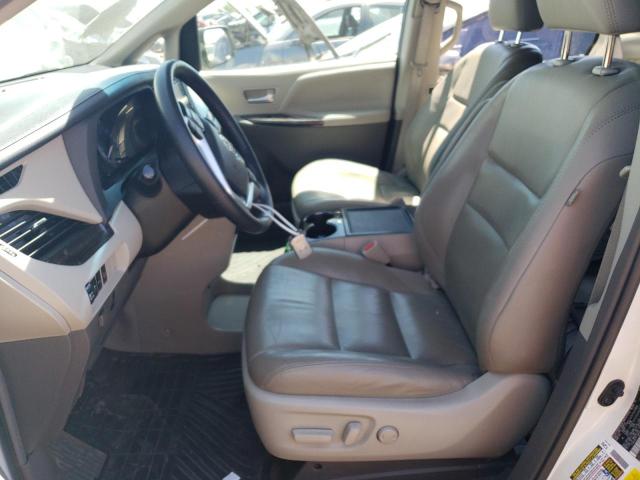 Photo 7 from auction – 2015 TOYOTA SIENNA XLE with VIN 5TDYK3DC2FS669332
