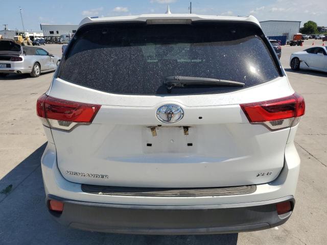 صورة رقم 6 من المزاد - 2018 TOYOTA HIGHLANDER مع VIN 5TDKZRFH8JS282600
