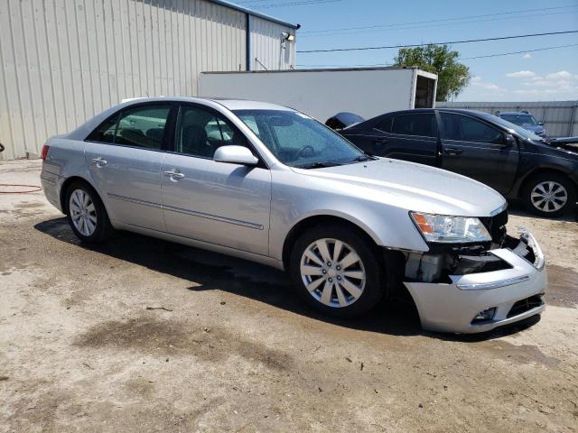 Photo 4 from auction – 2009 HYUNDAI SONATA SE with VIN 5NPEU46F99H556157