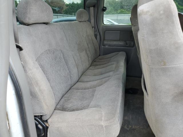 Photo 10 from auction – 2000 CHEVROLET SILVERADO with VIN 1GCGK29U8YE408139