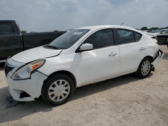 NISSAN VERSA S 2015 with VIN 3N1CN7AP0FL939389 - Photo from auction
