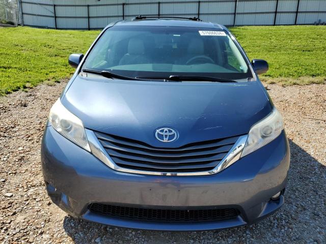 Photo 5 from auction – 2013 TOYOTA SIENNA XLE with VIN 5TDYK3DC7DS360937