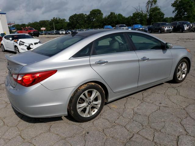 Photo 3 from auction – 2012 HYUNDAI SONATA SE with VIN 5NPEC4AC7CH367692