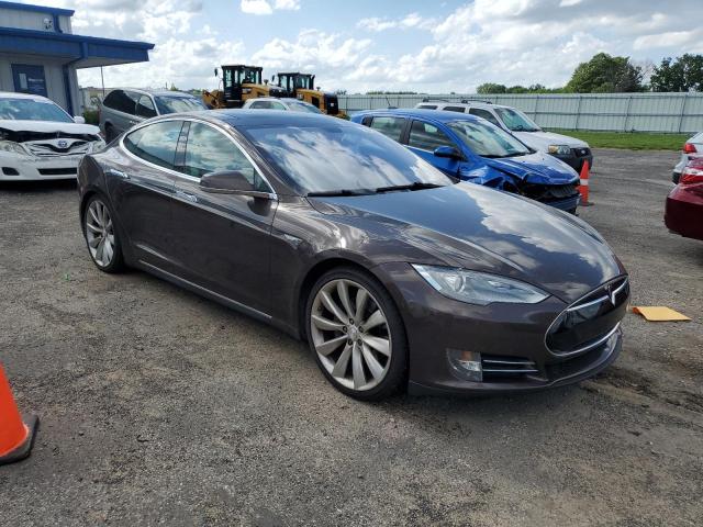 Photo 4 from auction – 2013 TESLA MODEL S with VIN 5YJSA1DN4DFP06073