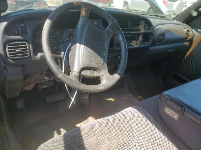 Photo 8 from auction – 2002 DODGE RAM 2500 with VIN 3B7KC236X2M268324