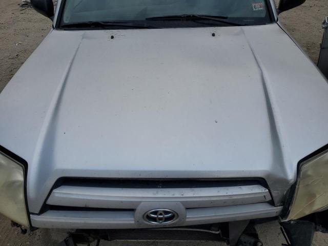 Photo 11 from auction – 2004 TOYOTA 4RUNNER SR with VIN JTEBU14R948016101