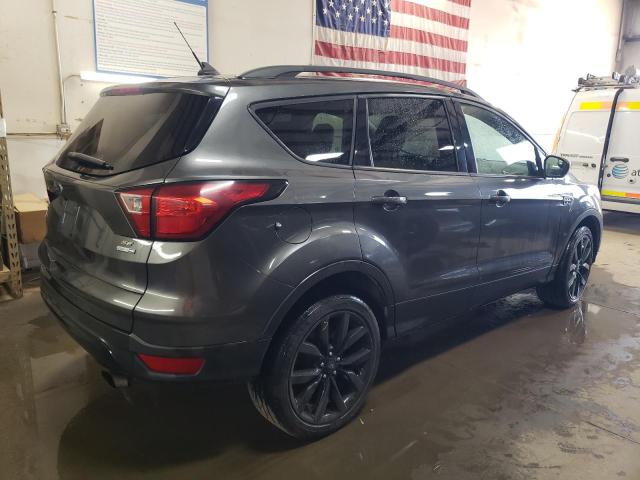 Photo 3 from auction – 2019 FORD ESCAPE SE with VIN 1FMCU9GD4KUB49940