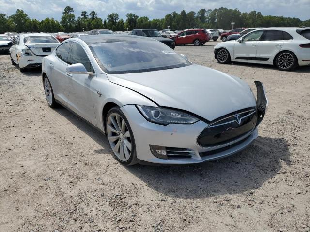 Photo 4 from auction – 2014 TESLA MODEL S with VIN 5YJSA1H12EFP30221