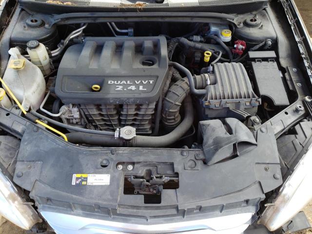 Photo 11 from auction – 2014 CHRYSLER 200 LX with VIN 1C3CCBAB0EN141827