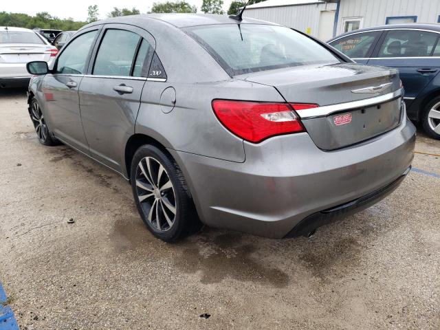 Photo 2 from auction – 2013 CHRYSLER 200 LIMITE with VIN 1C3CCBCGXDN520549