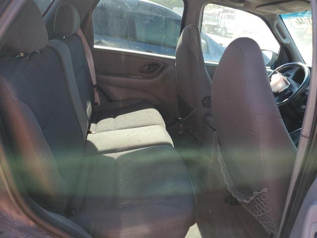 Photo 11 from auction – 2001 FORD ESCAPE XLT with VIN 1FMYU03191KB27357