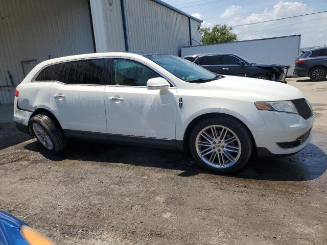 Photo 4 from auction – 2013 LINCOLN MKT with VIN 2LMHJ5AT4DBL50516
