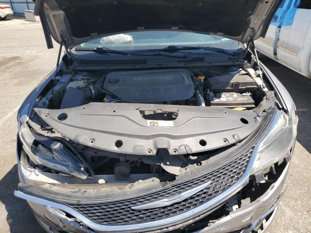 Photo 11 from auction – 2015 CHRYSLER 200 LIMITE with VIN 1C3CCCAB3FN633193