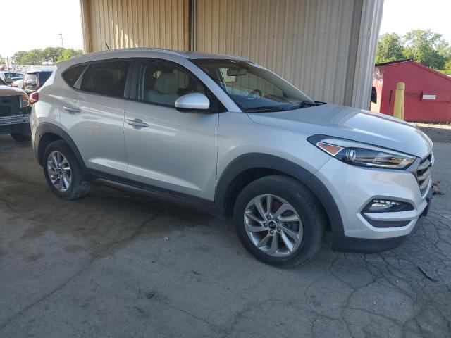 Photo 4 from auction – 2016 HYUNDAI TUCSON LIM with VIN KM8J3CA41GU114599