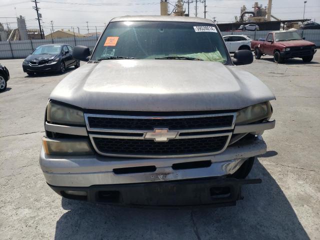 Foto 5 de la subasta – 2006 CHEVROLET SILVERADO con VIN 2GCEC13TX61188161