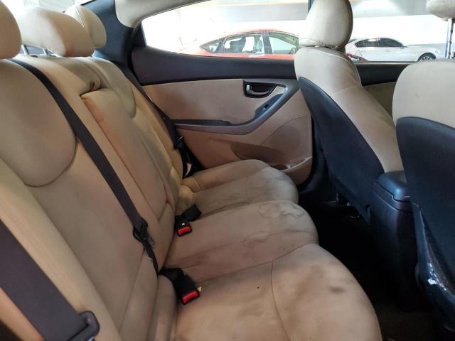 Photo 10 from auction – 2012 HYUNDAI ELANTRA GL with VIN 5NPDH4AE9CH072513