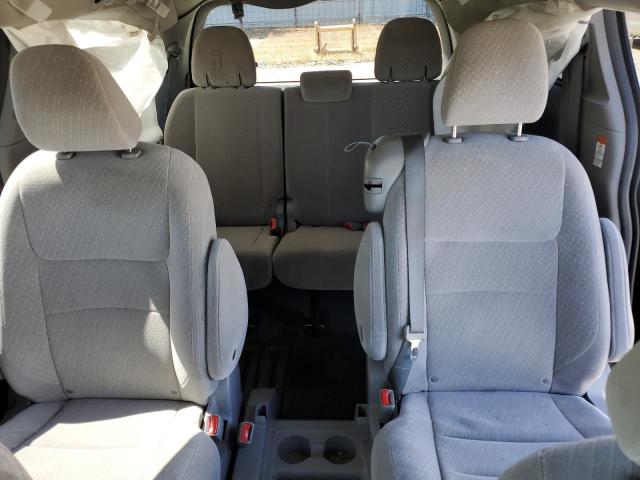 Photo 10 from auction – 2018 TOYOTA SIENNA LE with VIN 5TDKZ3DC6JS917950