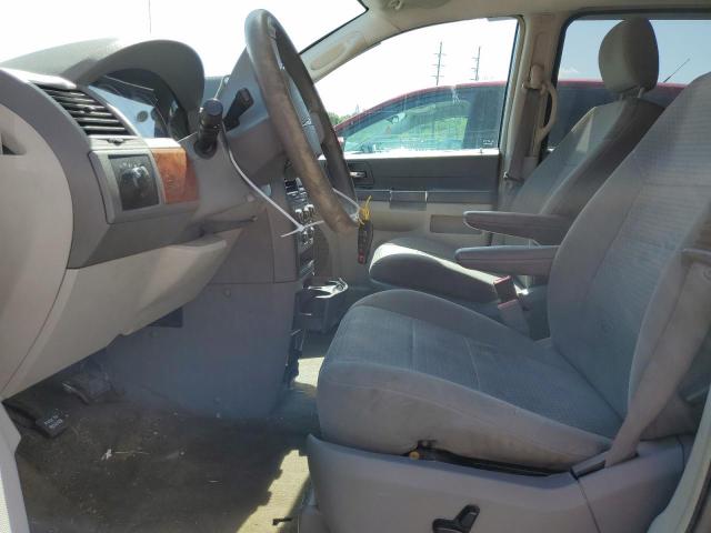 Photo 7 from auction – 2008 CHRYSLER TOWN & COU with VIN 2A8HR44H28R135359