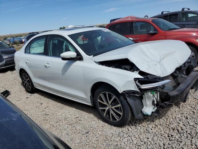Photo 4 from auction – 2017 VOLKSWAGEN JETTA SE with VIN 3VWDB7AJ3HM305204