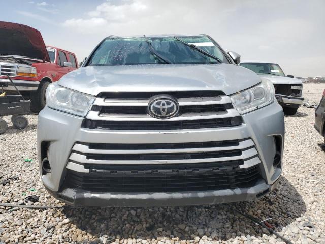 Photo 5 from auction – 2019 TOYOTA HIGHLANDER with VIN 5TDZZRFH4KS338953