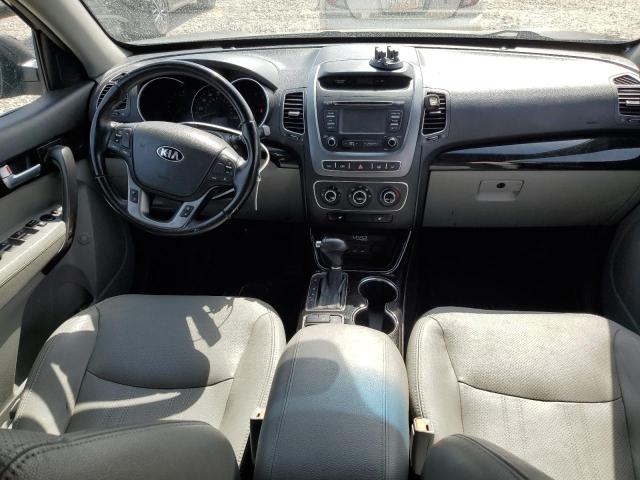 Photo 8 from auction – 2015 KIA SORENTO LX with VIN 5XYKTCA65FG630328