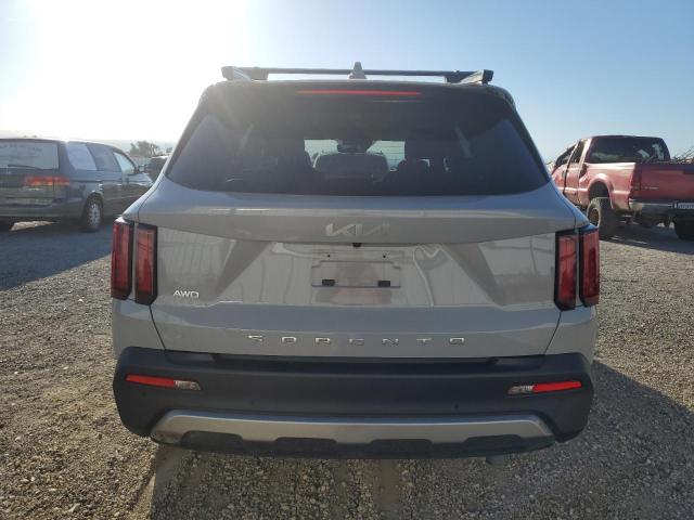 Photo 6 from auction – 2022 KIA SORENTO EX with VIN 5XYRHDLF7NG103523