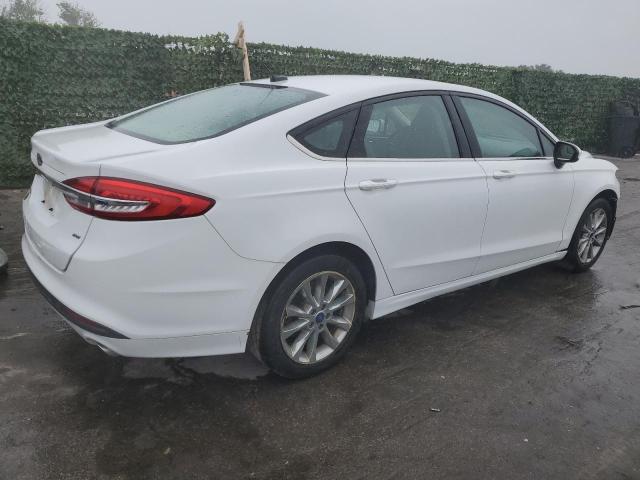 Photo 3 from auction – 2017 FORD FUSION SE with VIN 3FA6P0H74HR158575