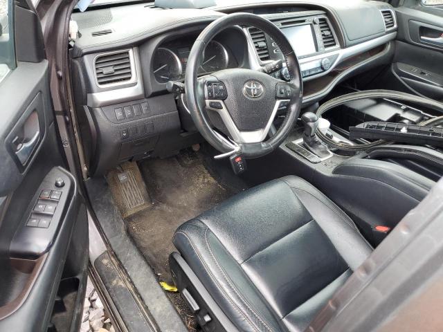 Photo 8 from auction – 2017 TOYOTA HIGHLANDER with VIN 5TDJZRFH5HS466852