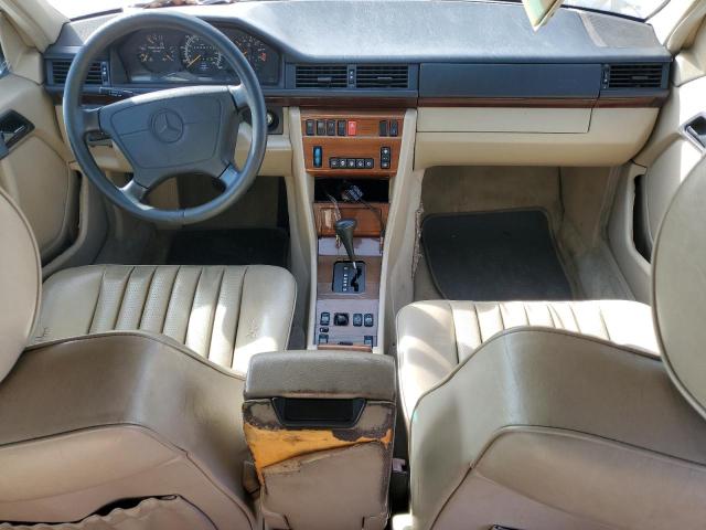 Photo 8 from auction – 1995 MERCEDES-BENZ E 320 with VIN WDBEA92E3SF304552