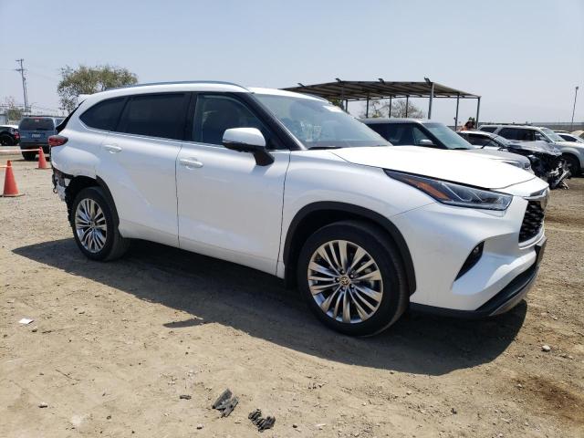 Photo 4 from auction – 2023 TOYOTA HIGHLANDER with VIN 5TDKDRAH9PS510568