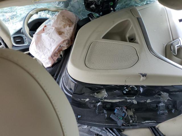 Photo 8 from auction – 2015 VOLVO V60 PREMIE with VIN YV140MEK7F1263134