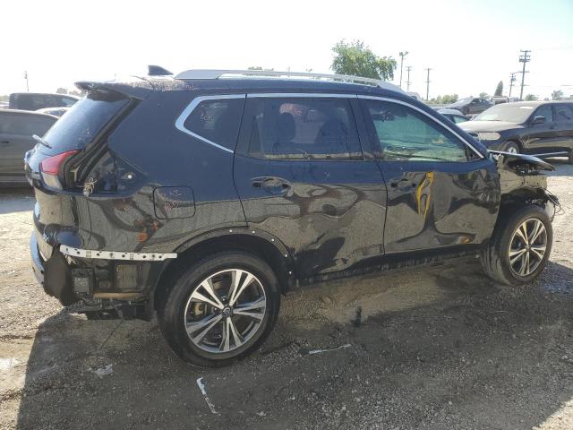 Photo 3 from auction – 2019 NISSAN ROGUE S with VIN 5N1AT2MT2KC731845