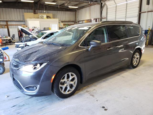 CHRYSLER PACIFICA T 2018 with VIN 2C4RC1FG3JR316749 - Photo from auction