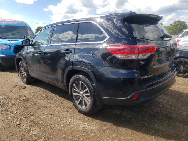 Photo 2 from auction – 2018 TOYOTA HIGHLANDER with VIN 5TDJZRFH8JS562299